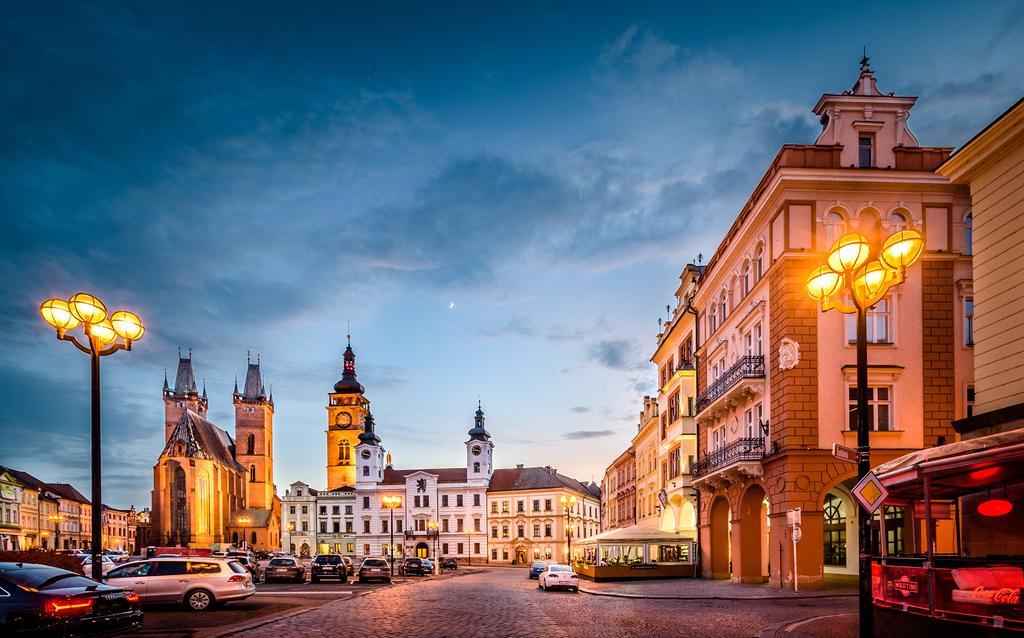 Rooftop Triplex Apartment In Centre Hradec Králové Zewnętrze zdjęcie